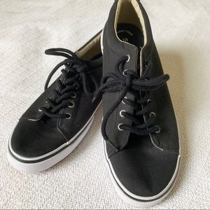 Black Low Top Sperry’s Brand New //11M  NWOT